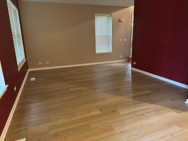 2365 Sunrise Circle, Aurora, IL 60503