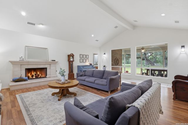 144 Wagon Wheel Dr, Spring Branch, TX 78070