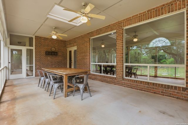 144 Wagon Wheel Dr, Spring Branch, TX 78070