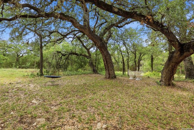 144 Wagon Wheel Dr, Spring Branch, TX 78070