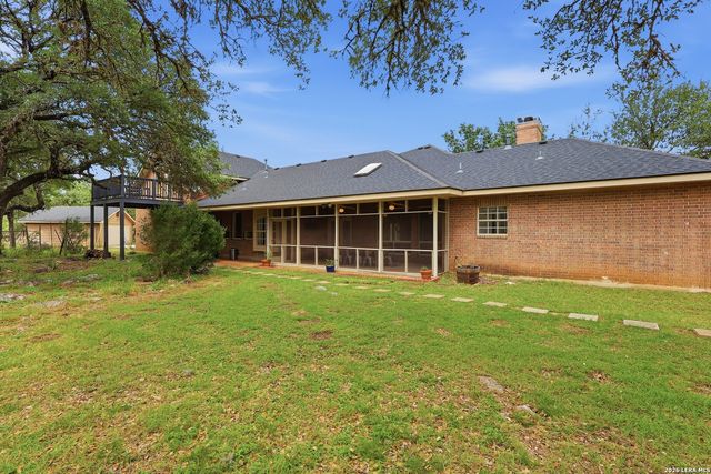 144 Wagon Wheel Dr, Spring Branch, TX 78070