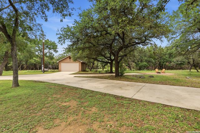 144 Wagon Wheel Dr, Spring Branch, TX 78070