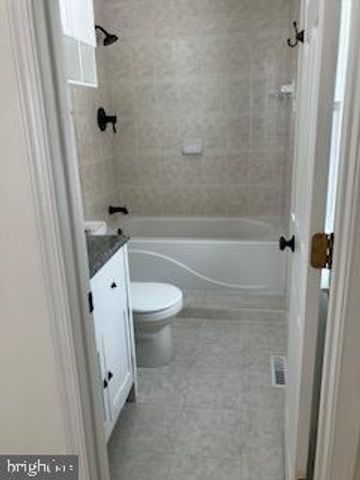 4205 ROLLING ACRES DR, Mount Airy, MD 21771