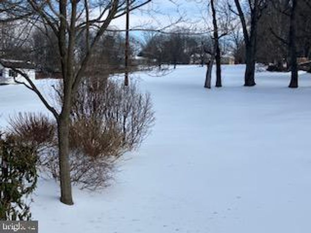 4205 ROLLING ACRES DR, Mount Airy, MD 21771