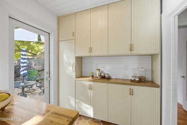 9160 Huston Road, Chatsworth, CA 91311