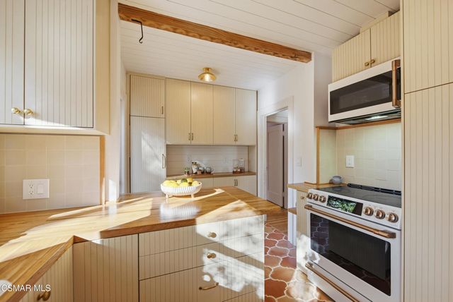 9160 Huston Road, Chatsworth, CA 91311