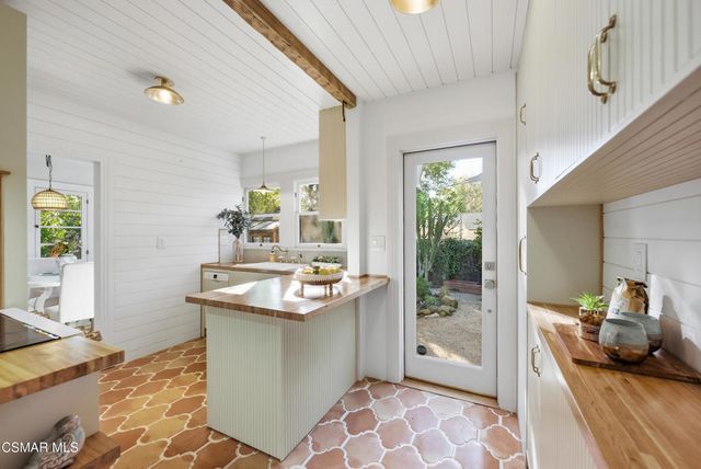 9160 Huston Road, Chatsworth, CA 91311