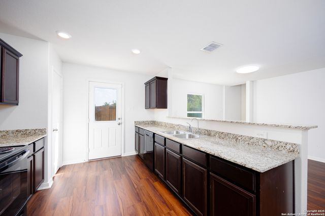 12318 Carlson Valley, San Antonio, TX 78252