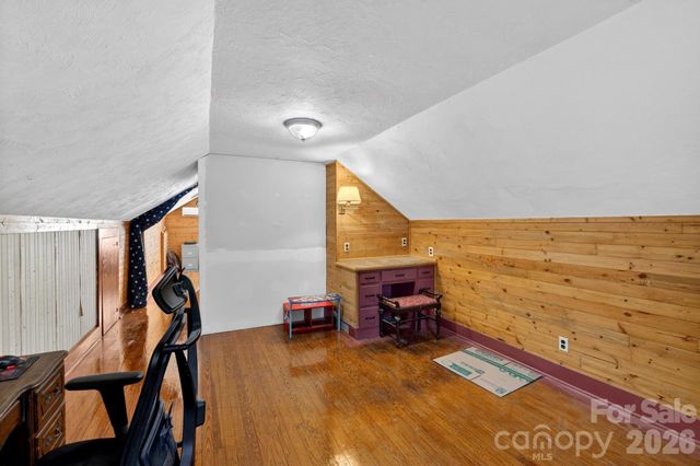828 Jamestown Road, Morganton, NC 28655