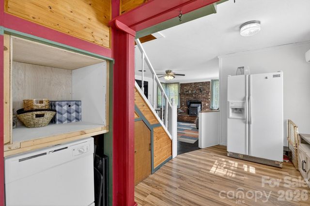 828 Jamestown Road, Morganton, NC 28655