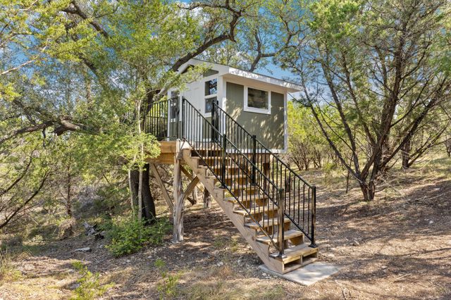 108 Honey Locust CT, Driftwood, TX 78619