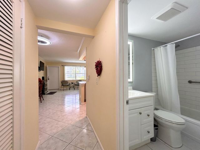 350 Horizons E 106, Boynton Beach, FL 33435
