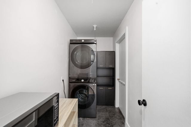 10131 Whiteside Lane, Houston, TX 77043