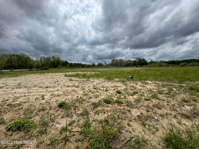 2ac Us 17, Maysville, NC 28555