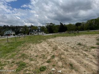 2ac Us 17, Maysville, NC 28555