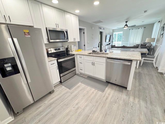 318 31st Ave. N, North Myrtle Beach, SC 29582