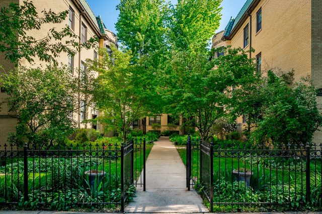 1425 W Summerdale Avenue 3A, Chicago, IL 60640