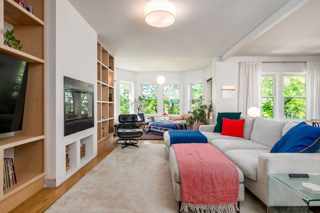 1425 W Summerdale Avenue 3A, Chicago, IL 60640