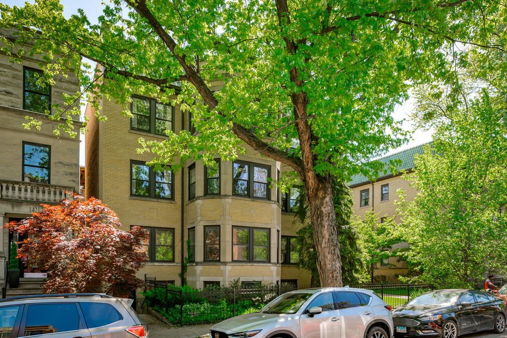 1425 W Summerdale Avenue 3A, Chicago, IL 60640
