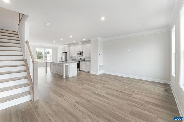 100 PARK RIDGE DR, Crozet, VA 22932