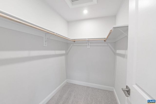 100 PARK RIDGE DR, Crozet, VA 22932