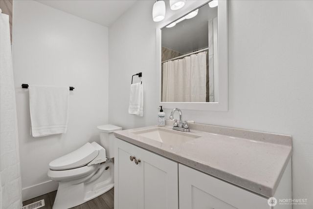 16749 128th Avenue SE, Renton, WA 98058