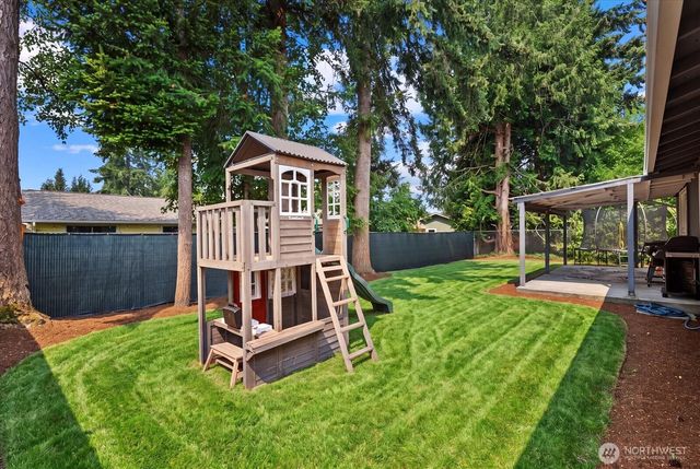 16749 128th Avenue SE, Renton, WA 98058