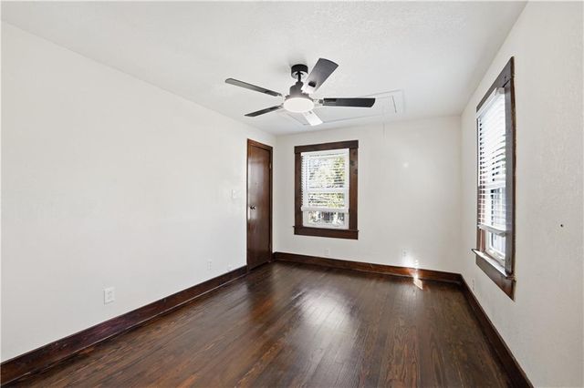 2111 Franklin Avenue, Lexington, MO 64067