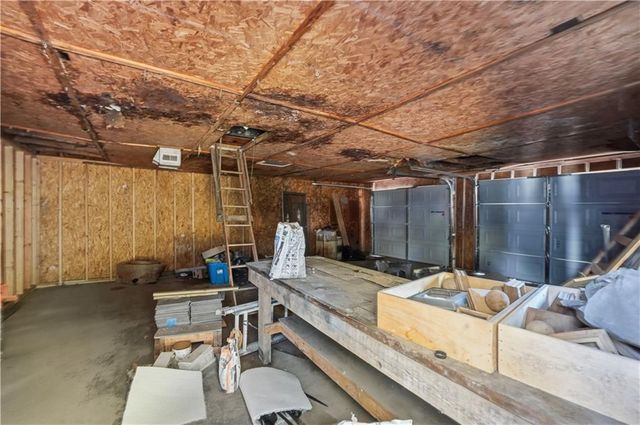 2111 Franklin Avenue, Lexington, MO 64067