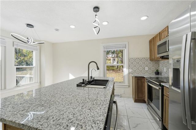 2111 Franklin Avenue, Lexington, MO 64067