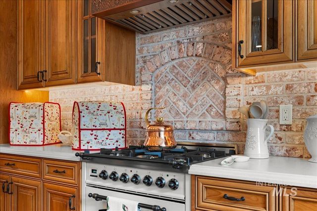 2016 E Mainacht St, Meridian, ID 83642