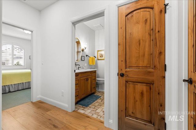 2016 E Mainacht St, Meridian, ID 83642