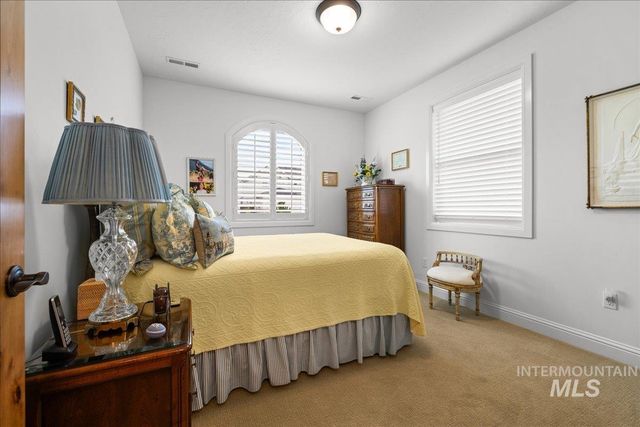 2016 E Mainacht St, Meridian, ID 83642