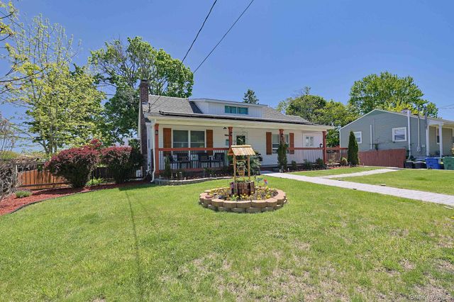 5 Dubois Street, Middletown, NY 10940