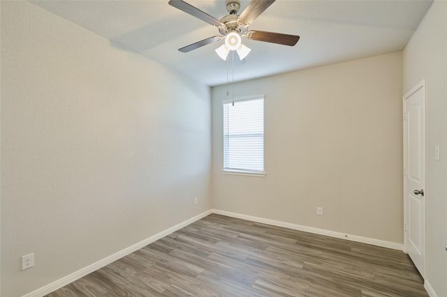 1238 Sandstone Hills Drive, Montgomery, TX 77316