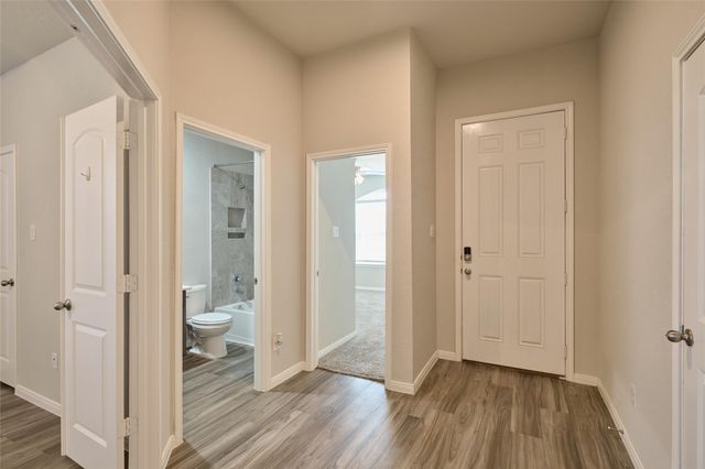 1238 Sandstone Hills Drive, Montgomery, TX 77316