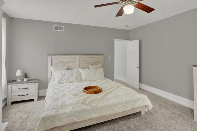 127 W WASHINGTON LN, Philadelphia, PA 19144