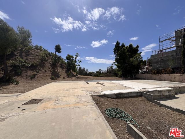 1309 Laurel Way, Beverly Hills, CA 90210
