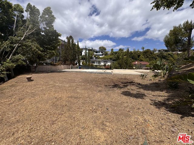 1309 Laurel Way, Beverly Hills, CA 90210
