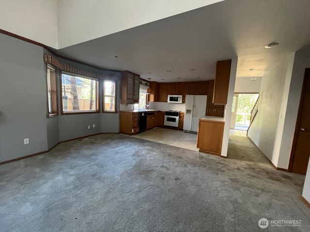 192 Highland Drive, Port Ludlow, WA 98365