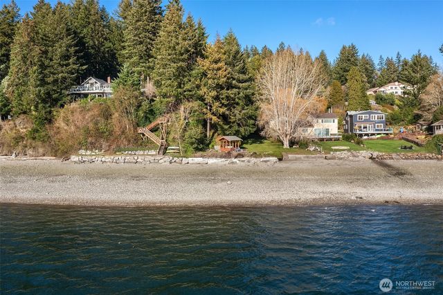 6625 Cromwell Beach Drive NW, Gig Harbor, WA 98335