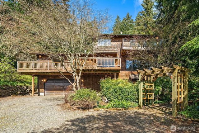 6625 Cromwell Beach Drive NW, Gig Harbor, WA 98335