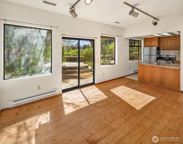 6625 Cromwell Beach Drive NW, Gig Harbor, WA 98335