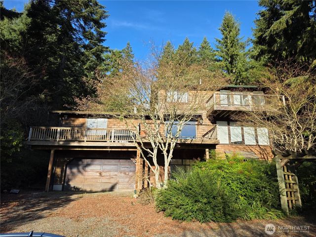6625 Cromwell Beach Drive NW, Gig Harbor, WA 98335