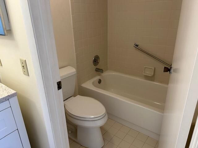 145 Lake Nancy Lane 125, West Palm Beach, FL 33411