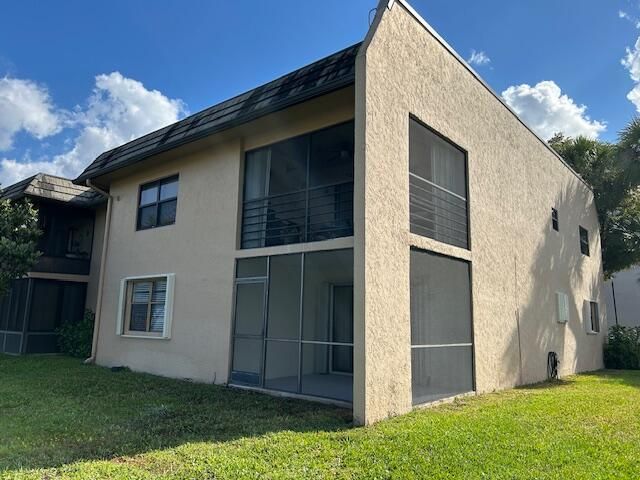 145 Lake Nancy Lane 125, West Palm Beach, FL 33411