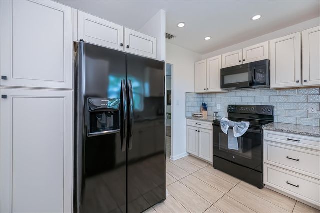 21539 GLADIS AVENUE, Port Charlotte, FL 33952