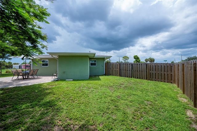 21539 GLADIS AVENUE, Port Charlotte, FL 33952