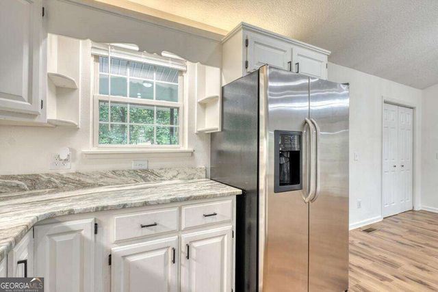 754 Honeysuckle Lane, Blairsville, GA 30512