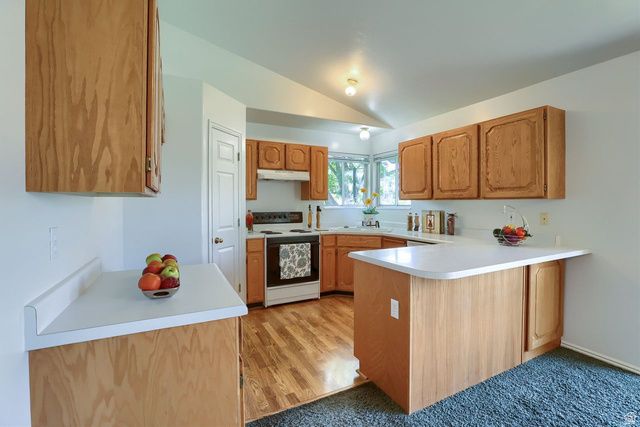 9502 S NEWKIRK ST, South Jordan, UT 84009